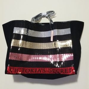 NWT ictoria's Secret Bag
